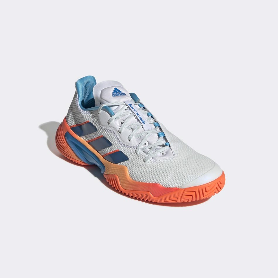 Giày hiệu Adidas